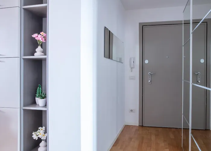 Garibaldi Apt-milan Moscova District-cozy&central *