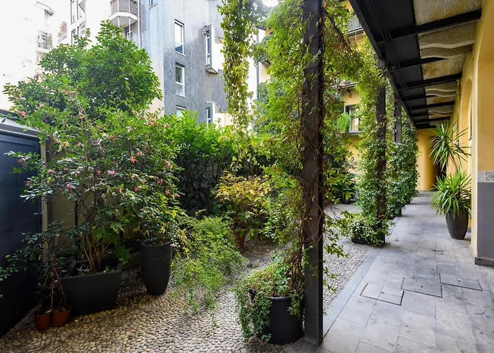 Appartamento Cesariano, 11 - In Vibrant Via Cesariano *