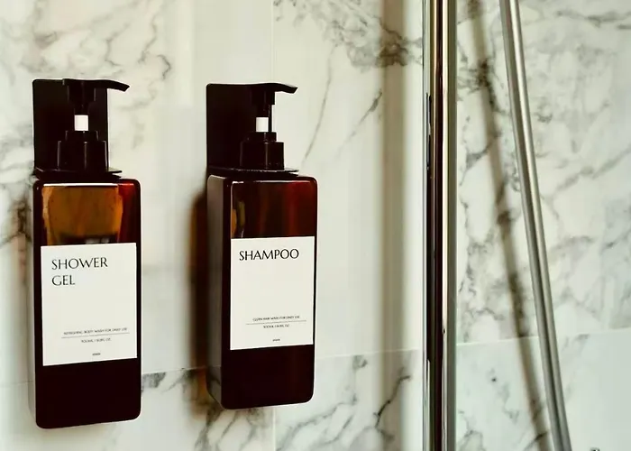 Convention Center Sempione Castle Double Bathroom Entire Apartment, 24h Supermarket, Nightlife מילאנו