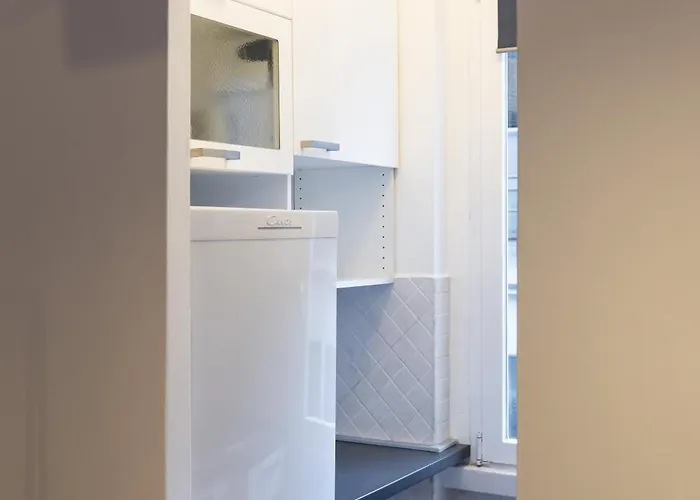 Beautiful Cozy And Modern One Apartment *