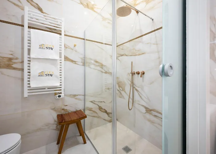 Luca Duomo Versace Apartment Milan