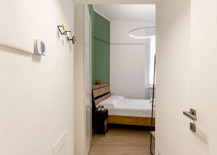 Entire With Patio In The Isola Area * Mailand