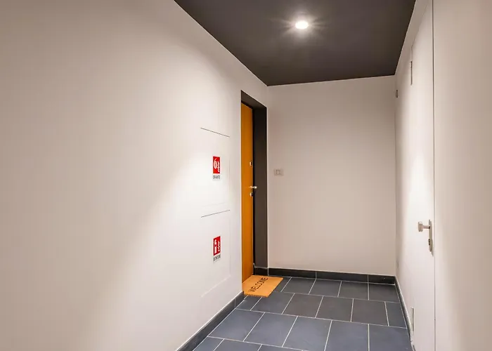 Lägenhet Uptown Nest - Terrazzo Privato E Garage