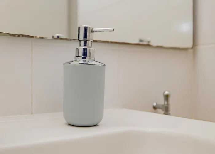 Bnbest Walk In Duomo 4-6 Pax Milánó