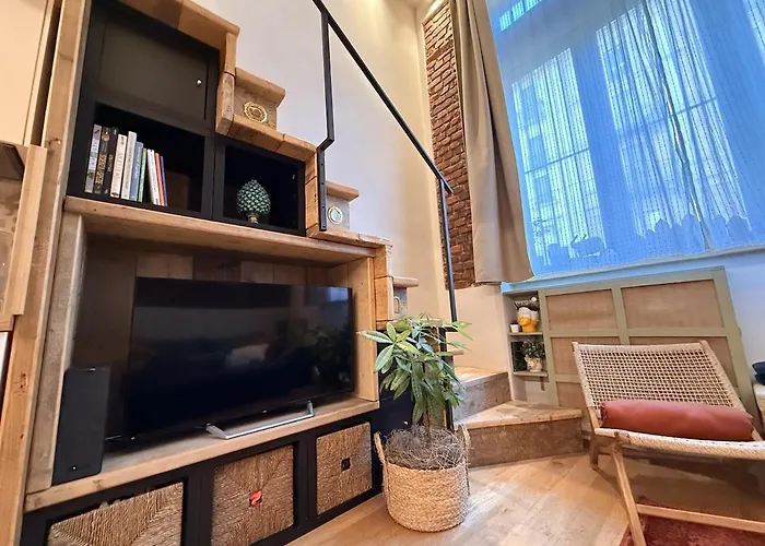 Stylish Nolo Loft - Workstation In A 1910 Charm 밀라노