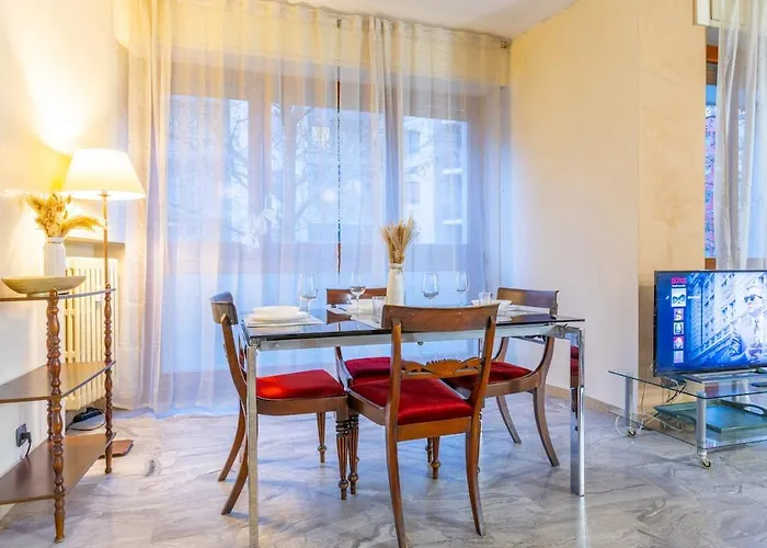 公寓 - Spacious And Bright Apartment, Elegant Area