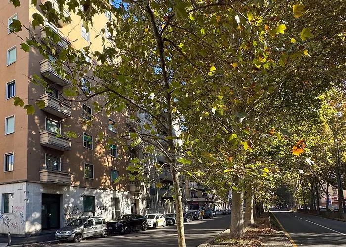 Artstay - Near Metro, Train Station, Isola Apartment Mailand
