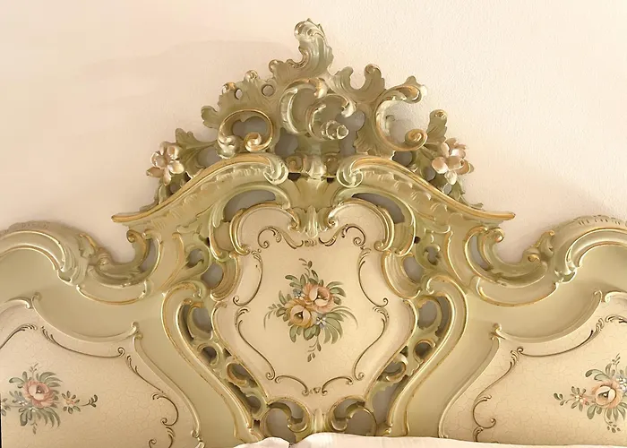 Flatsharing - Collegno 3 Level Loft Apartment *