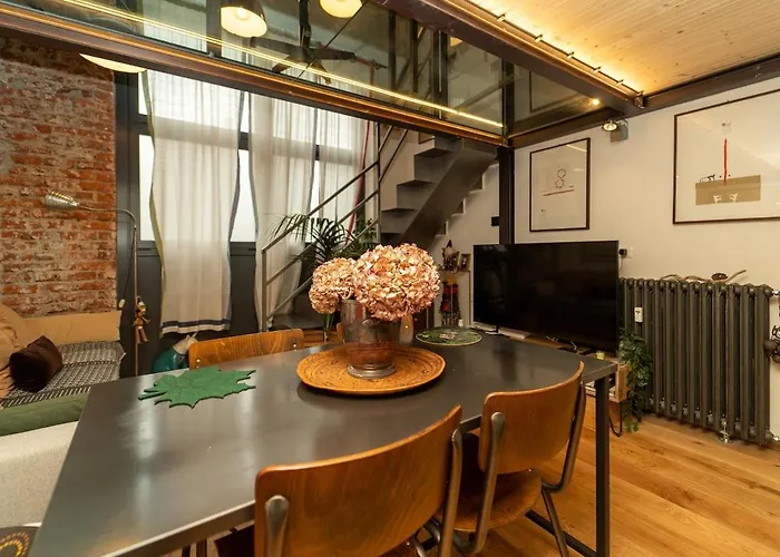 Urban-ethnic Con Ac, Wifi E Smart Tv *