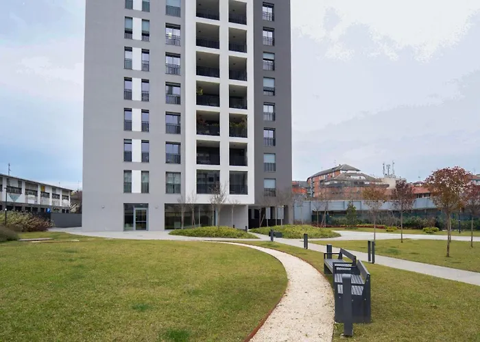 Apartamento - Nuovo Con Grande Terrazza Privata *