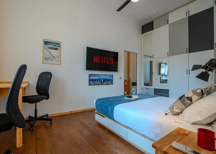 Guesthost - Relaxing Wooden 아파트 밀라노