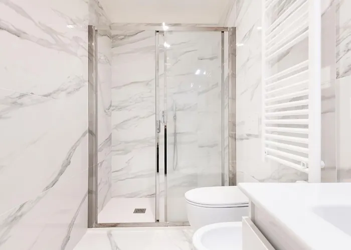 Easylife - - San Gregorio 3 F - P Venezia *