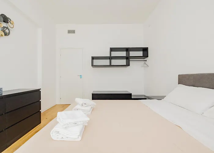 Bnbest San Siro 6 Pax *