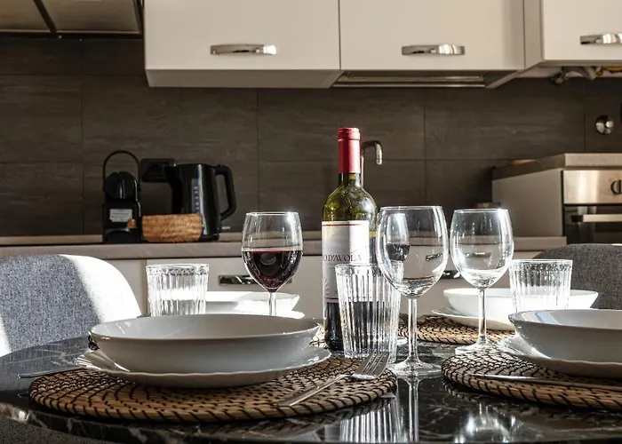 Casa Enea Luxury House - Bocconi Navigli - Private Parking *