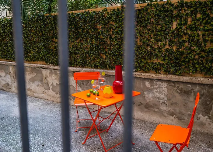 The Botanical Court - Porta Venezia Apartment *