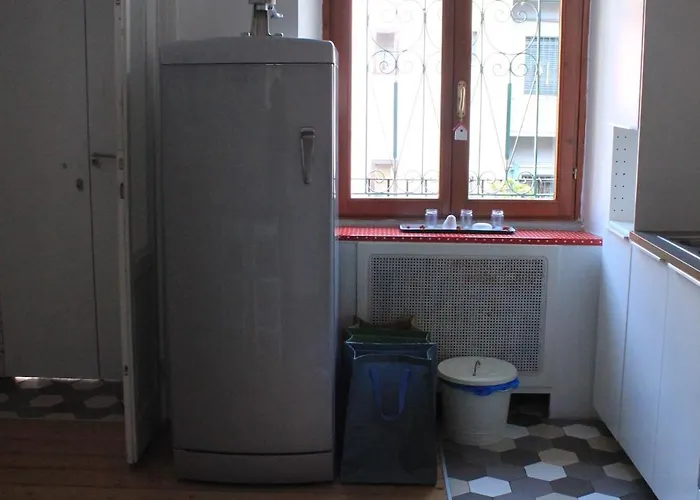 Pastrengo 2 Flats ميلان