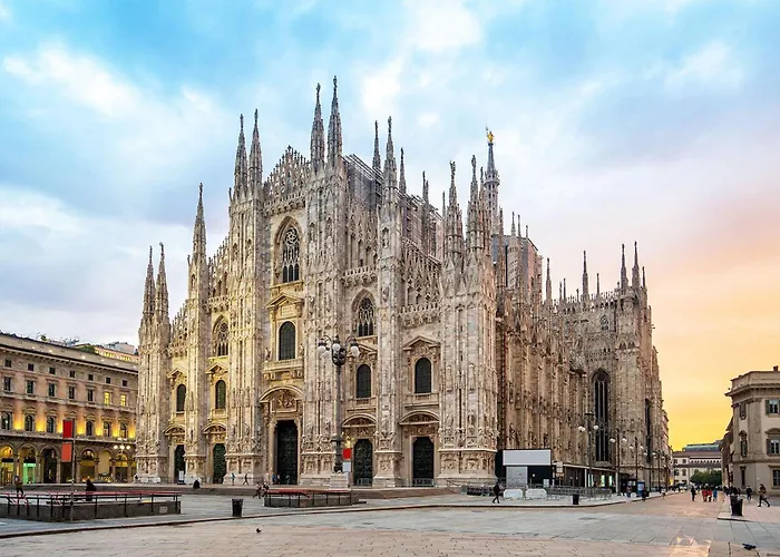 Brera Elegant Steps From Duomo, Montenapoleone, Design & Fashion Week アパート ミラノ