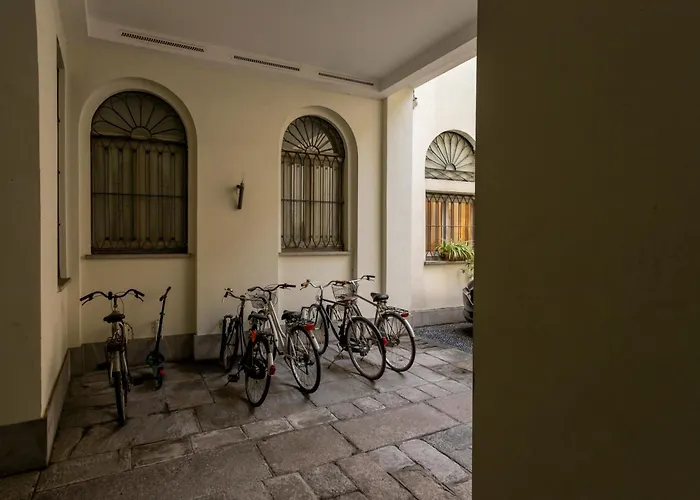 Co99- New Elegant Mauri 米兰