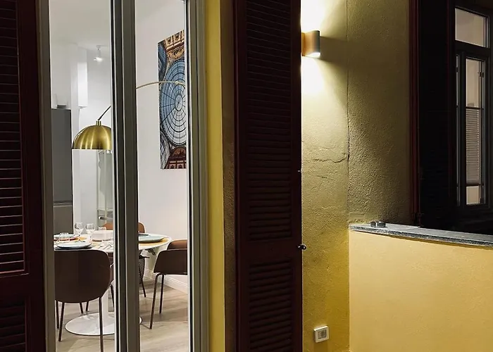 Daire Premium Duomo Metro1, Comolake Trains11