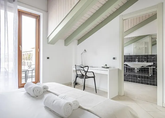 Apartmán Easylife - - C Italia 68bp5 - P Ticinese *