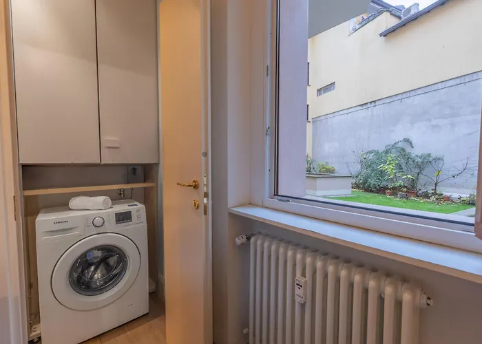 Apartamento Cenacolo, Corso Magenta, Milan's Historic Center *