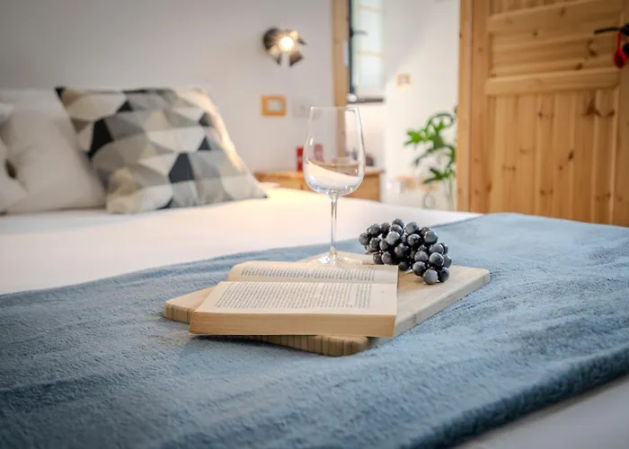 Guesthost - Relaxing Wooden