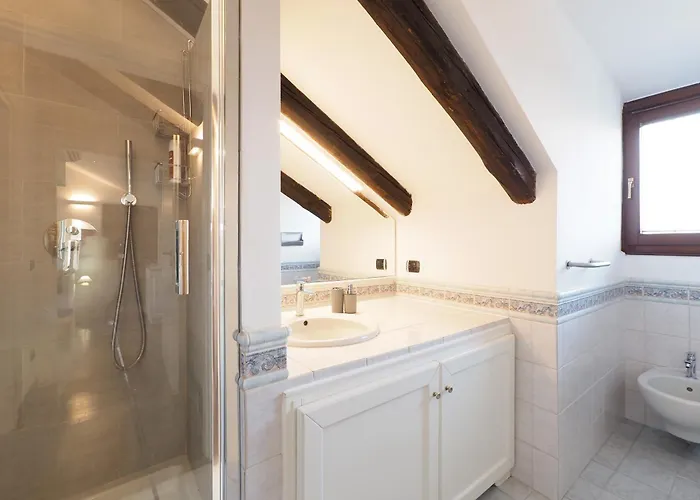 Primopiano - Tadino B Milan