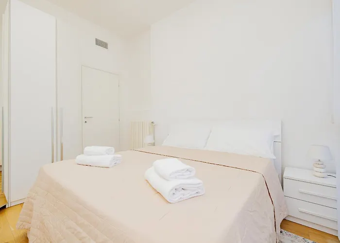 Appartement Bnbest San Siro 6 Pax *