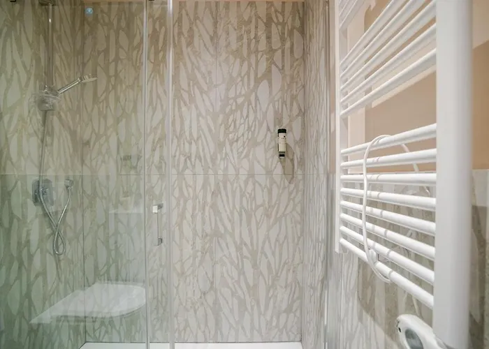 Modern Gem In Appartamento