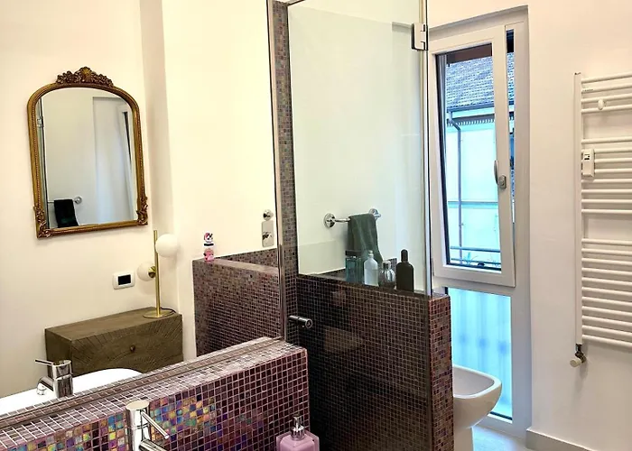 Sandrix - Stylish And Exclusive In Tricolore * Milán