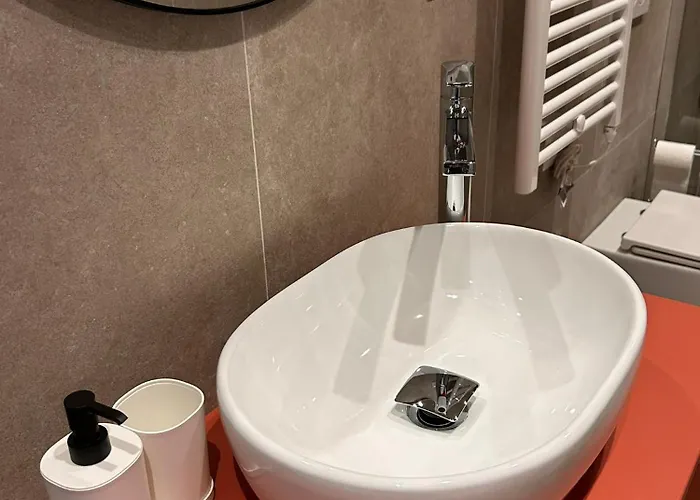 Modern And Bright House 20 Minutes From The Duomo * Milan