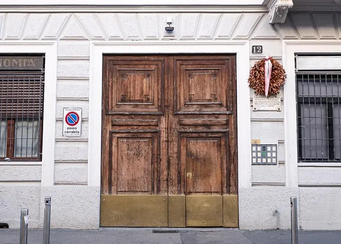 Apartment Casa Enea Luxury House - Bocconi Navigli - Private Parking