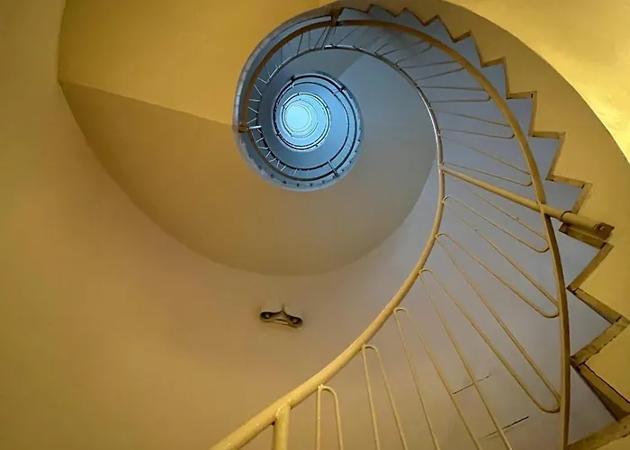 Cathedral アパート