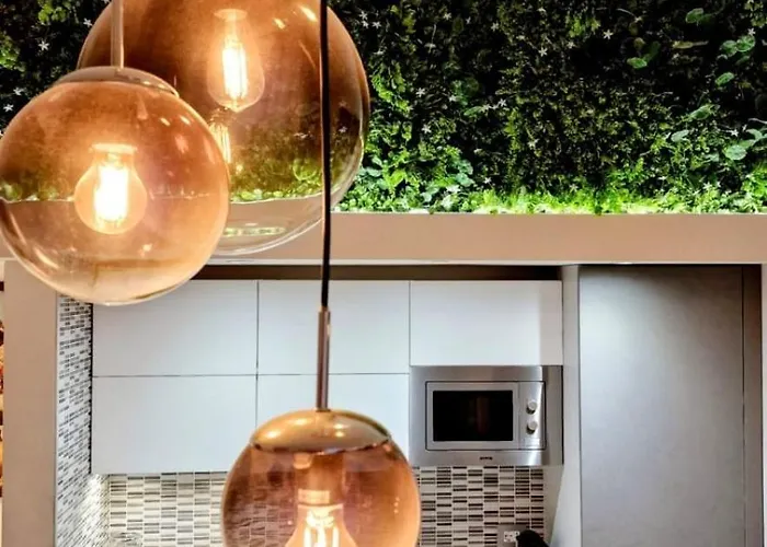 - Stylish, Historic, Luxury Apartament
