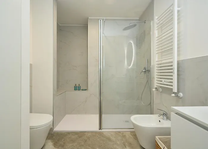 Apartment Atmosphere House 15 Minutes Walk From Duomo Milan