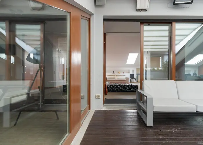아파트 Guesthost - 500sqm Luxury With Spa, Gym, Terrace, Game & Garage