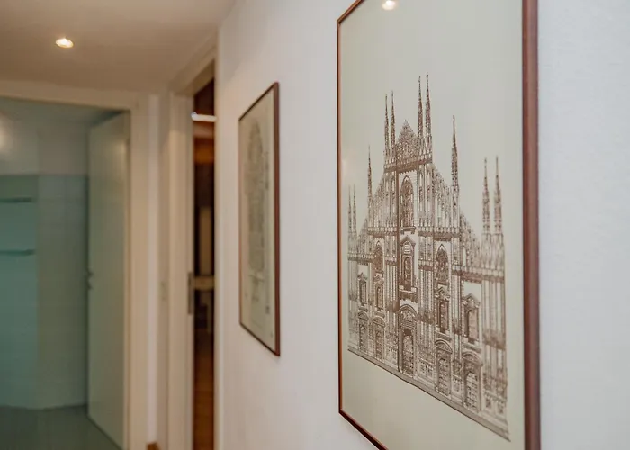 Bnbest Walk In Duomo 4-6 Pax Milan