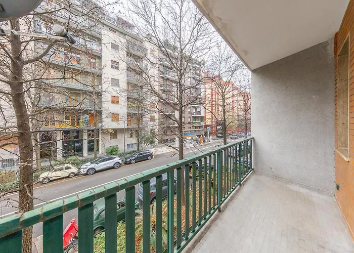 - Spacious And Bright Apartment, Elegant Area 公寓 *