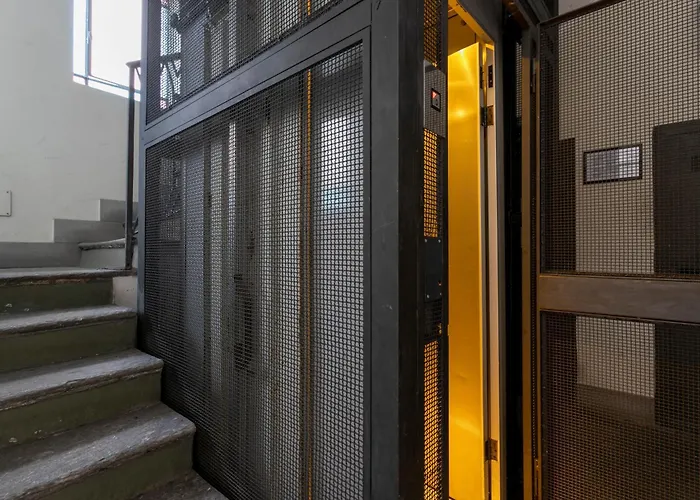 Co99- New Elegant Mauri 公寓