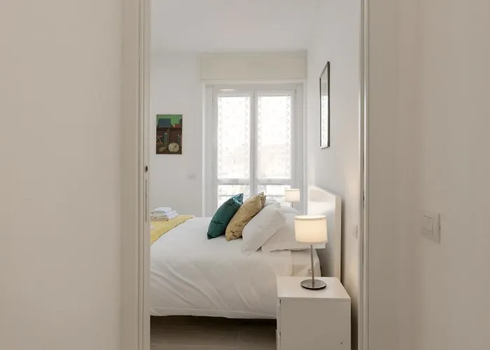 Artstay - San Siro, Near Metro, Carlo Borromeo Appartement Milaan