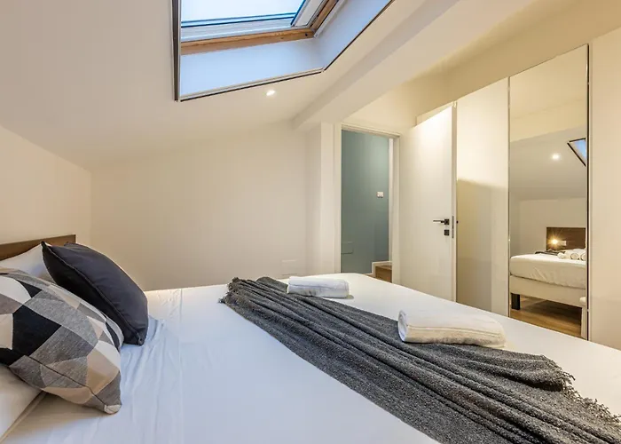 Navigli Duplex Elegante Con Vista Canale * Milánó