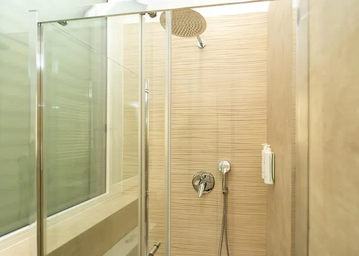 Elegant In The Center With Smarttv Wifi Milaan