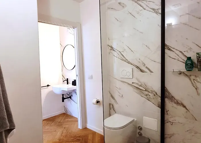 Sarpi W - Terrace Or Balcony * Milão