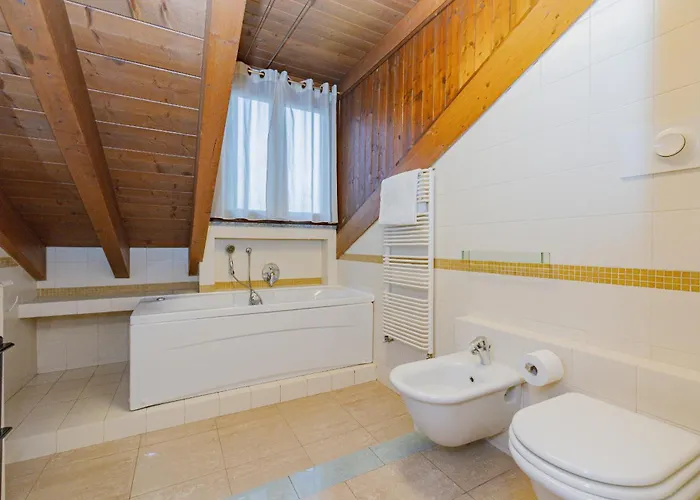 Bnbest Tricolore 6 Pax Appartement