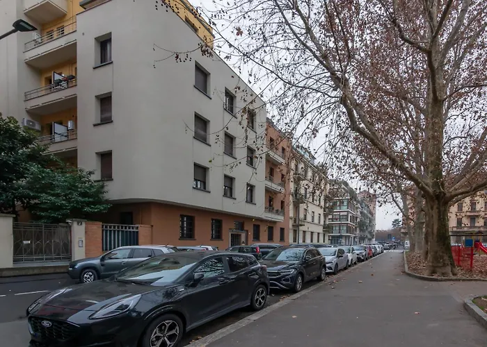 I-host - Bright 1br With Balcony In *