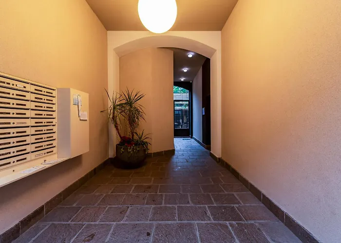 شقة Isola Design - 15min To Duomo, Station *