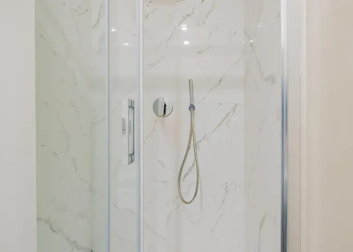 Bnbest Farini Enjoy Isola 4 Pax 米兰