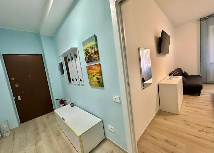 Lucania Azzurra Apartment, Elegante E Confortevole, Con Metro M3 Sotto Casa, Collegamento Diretto A Duomo Di E Stazione מילאנו