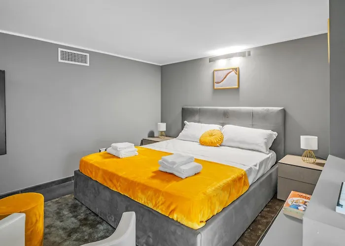 Cadorna Luxury Retreat - Duplex Di Lusso 2 Bagni Apartmán *