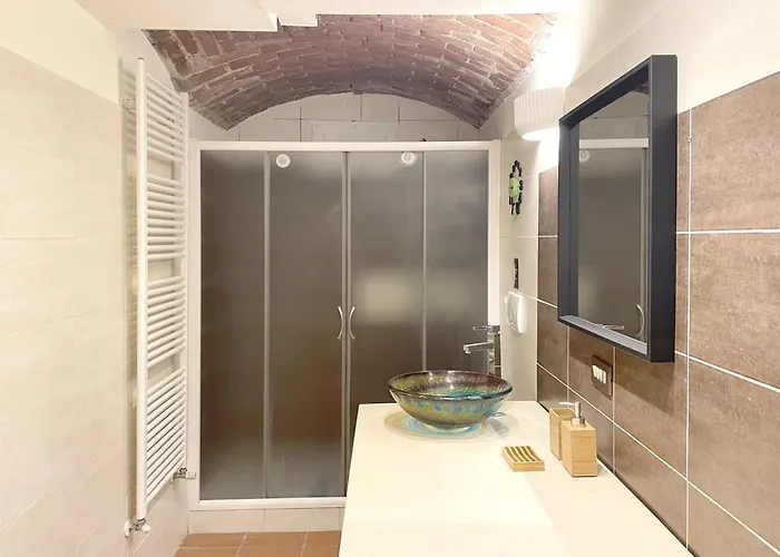 Flatsharing - Collegno 3 Level Loft Apartment